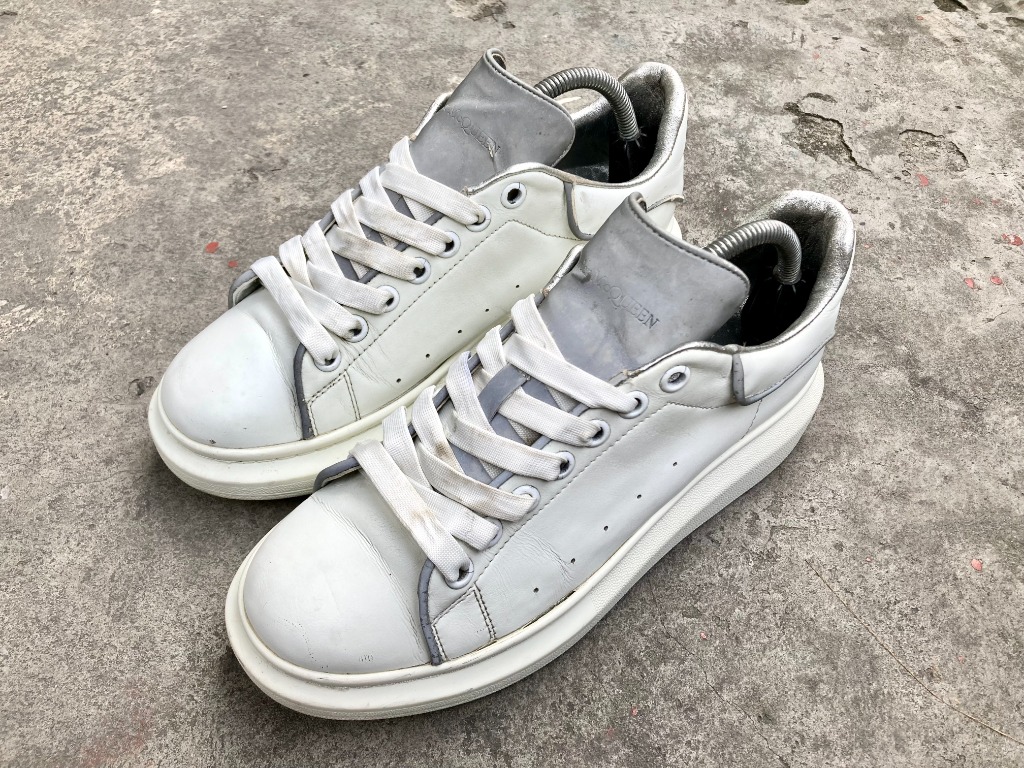 White reflective alexander mcqueen's store