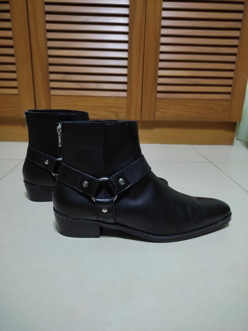 Chelsea boot cheap harness