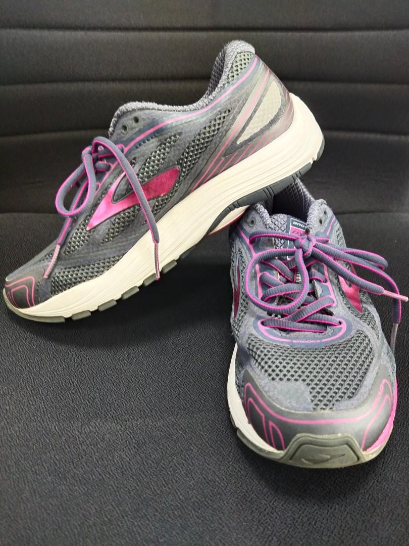 Brooks dyad discount 9 womens shoes