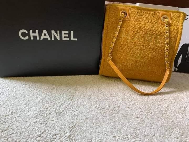 ▪️CHANEL Deauville yellow ▪️ ☑️Available in SG ✓SERIES: 28 ✓Yellow in GHW  ✓Condition: 9/10 ✓Inclusions: authenticity card, hologram sticker intact  and box., Luxury, Bags & Wallets on Carousell