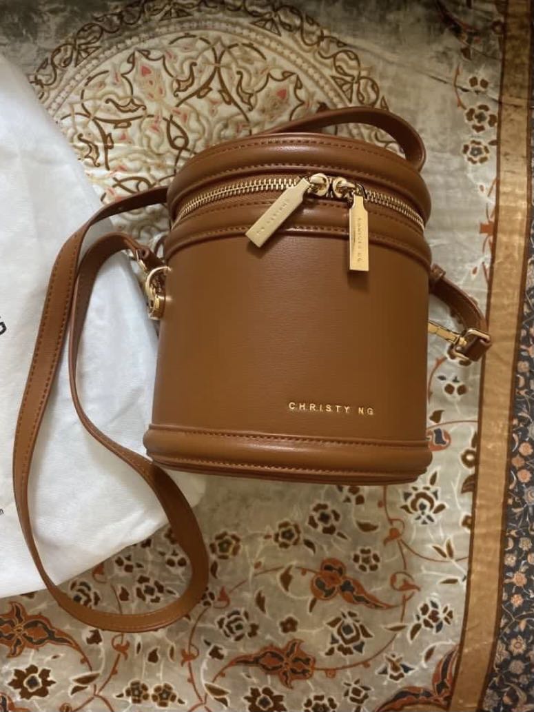 Christy ng shop sling bag