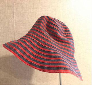 Donna Italy Striped Bucket Hat