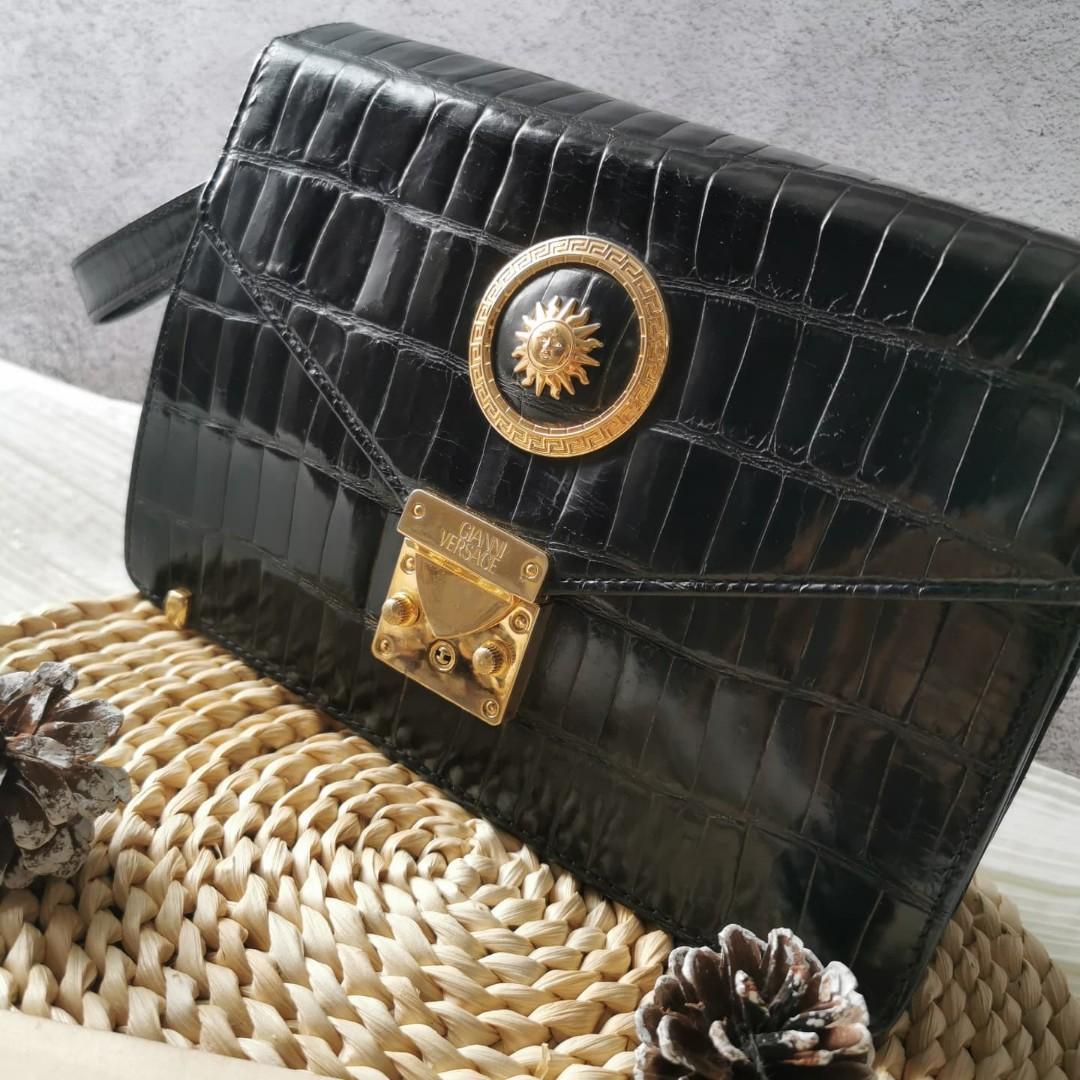 GIANNI VERSACE vintage bag, 名牌, 手袋及銀包- Carousell