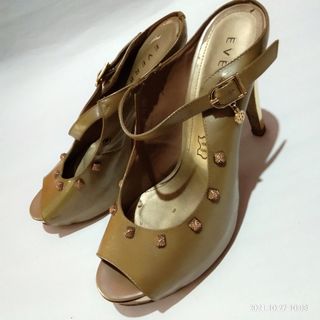 (Kategori: ) berada di . Dikirim oleh septilestari7497 (ID iklan 1122154910, Gambar 1). Deskripsi: .