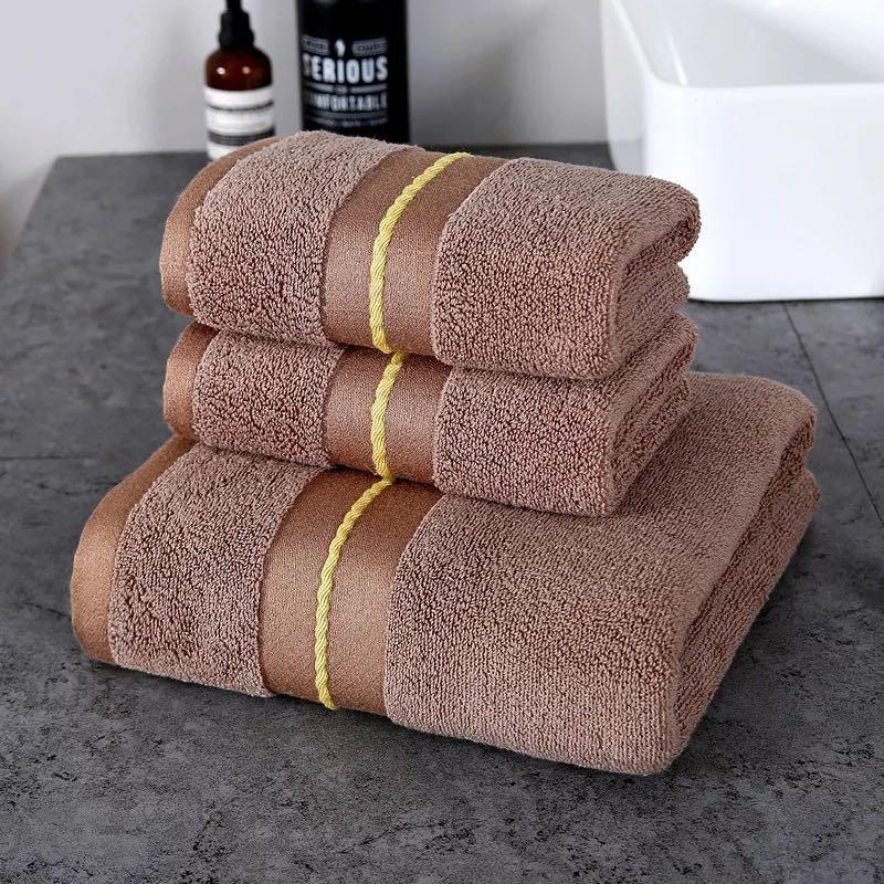 Hilton Towel, 100% Cotton, 1 set 3pcs (Category: Towels, Napkins & Holders) located in Pasay City. Submitted by cmshop_original (Listing ID 1122153428, Image 3). Description: 100% cotton Soft and Absorbent .