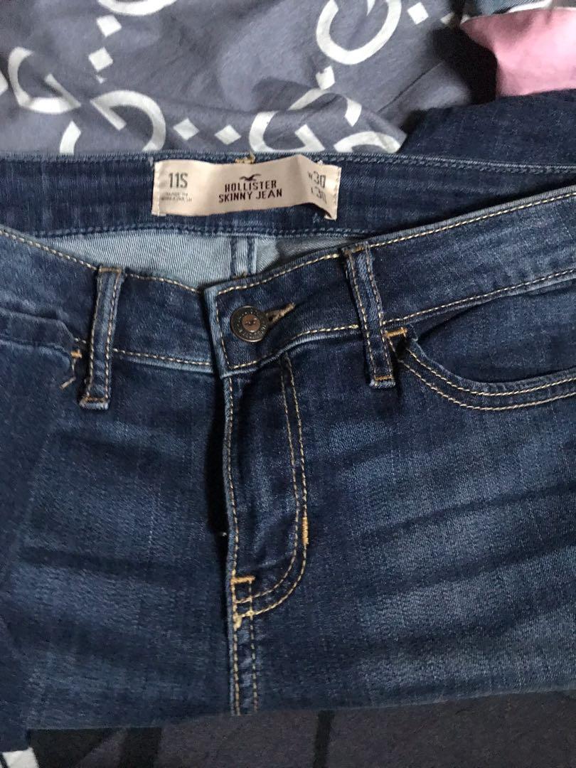 Hollister jeans size 30 (Category: Jeans) located in Binangonan. Submitted by spring21 (Listing ID 1122067451, Image 2). Description: .