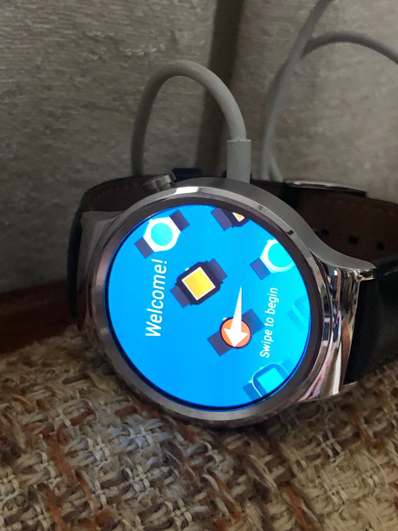 Huawei Smart Watch, Mobile Phones & Gadgets, Wearables & Smart Watches