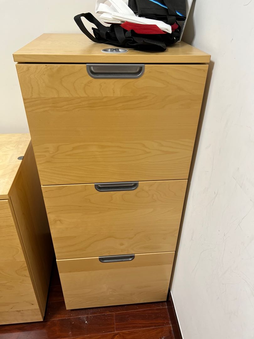 IKEA filing with lock, 傢俬＆家居, 傢俬, 書櫃、櫃子及架 Carousell