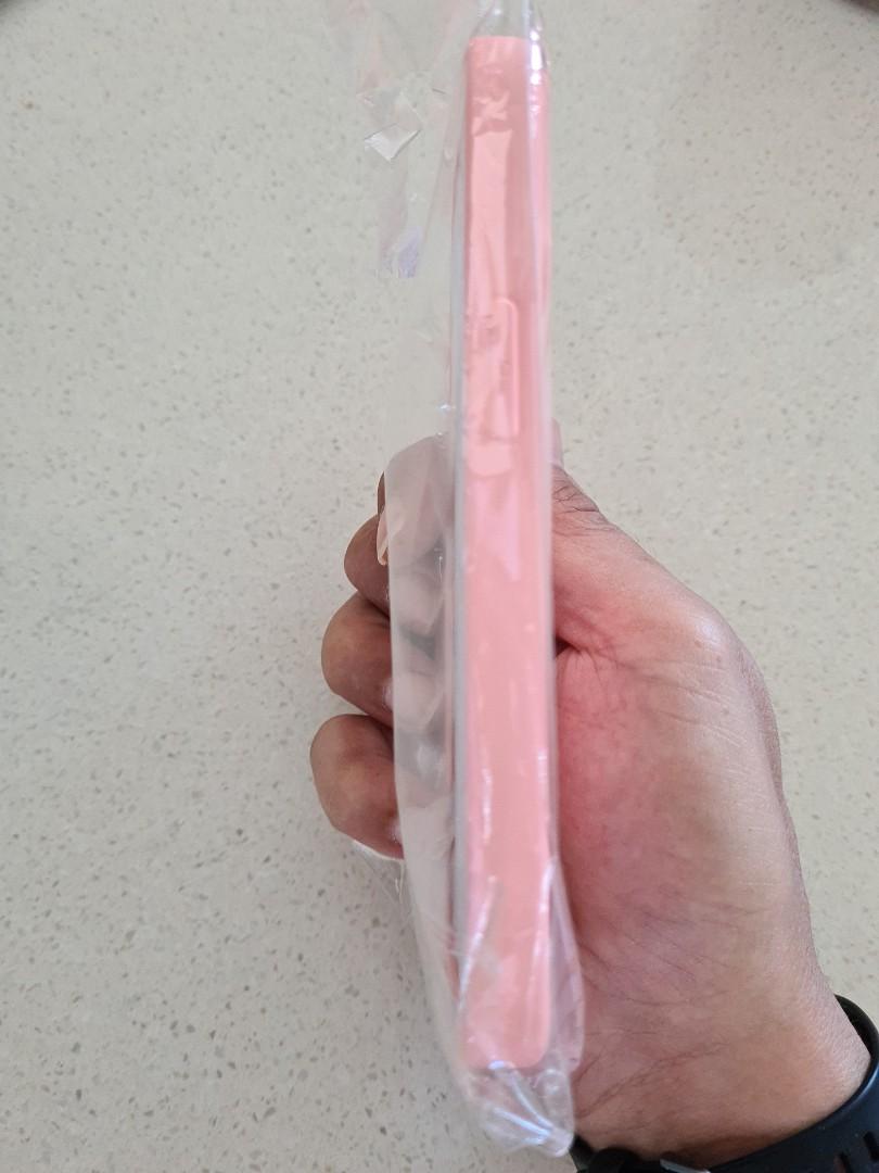 Iphone 13 Pro Case (Category: Cases & Sleeves) located in Singapore. Submitted by garanguny (Listing ID 1122052425, Image 3). Description: iphone 13 Pro cover pastel pink soft tpu silicon.