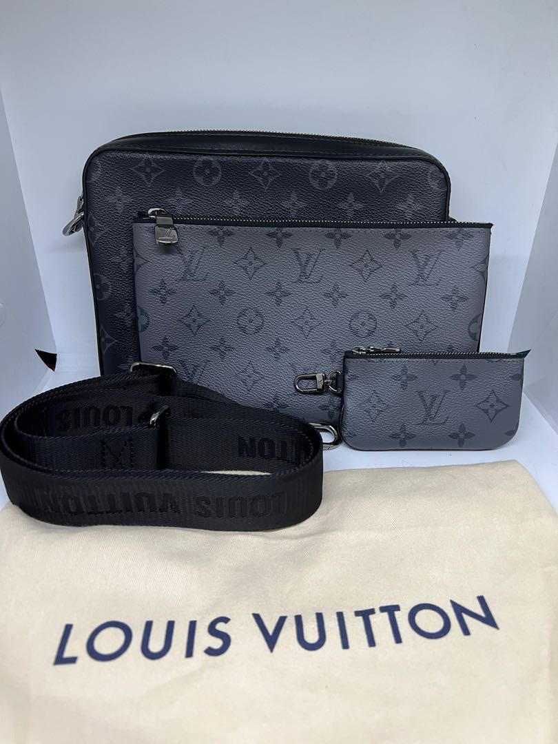 Lightweight and sophisticated, the Louis Vuitton Trio Messenger Monogram  Eclipse is the ideal messenger bag for those on the go. Now…