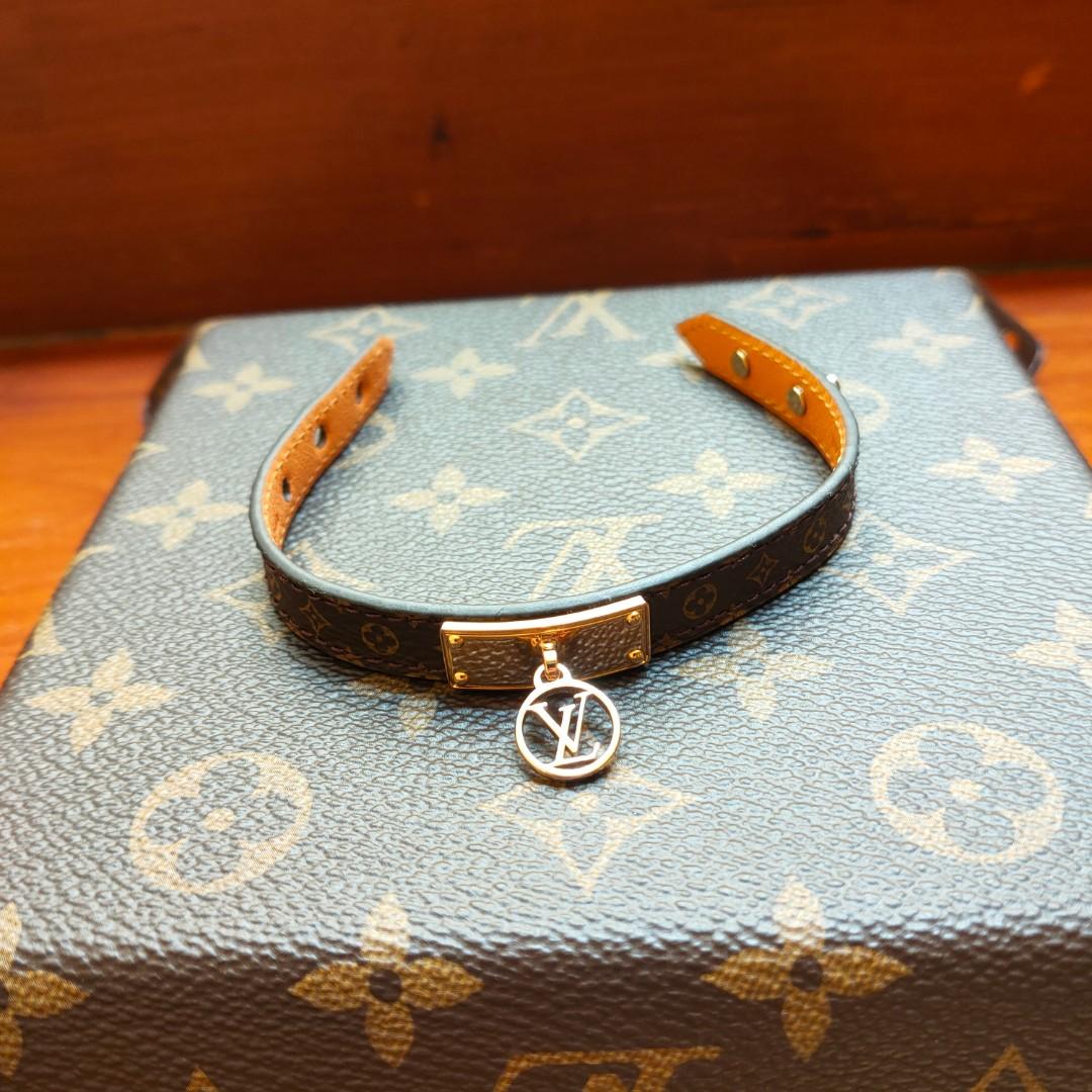 Shop Louis Vuitton Logomania bracelet (M4150E) by Legame（レガーメ）