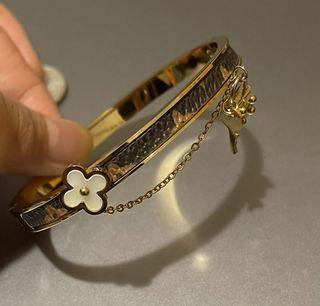 Lv style Bracelet