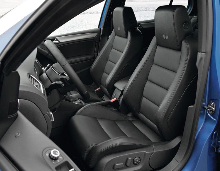 MK6 Golf R semi bucket seats, Car Accessories, Accessories on Carousell