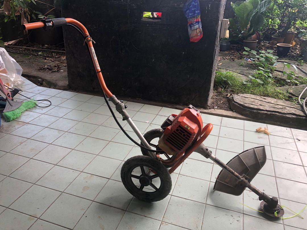 Used grass cutter discount
