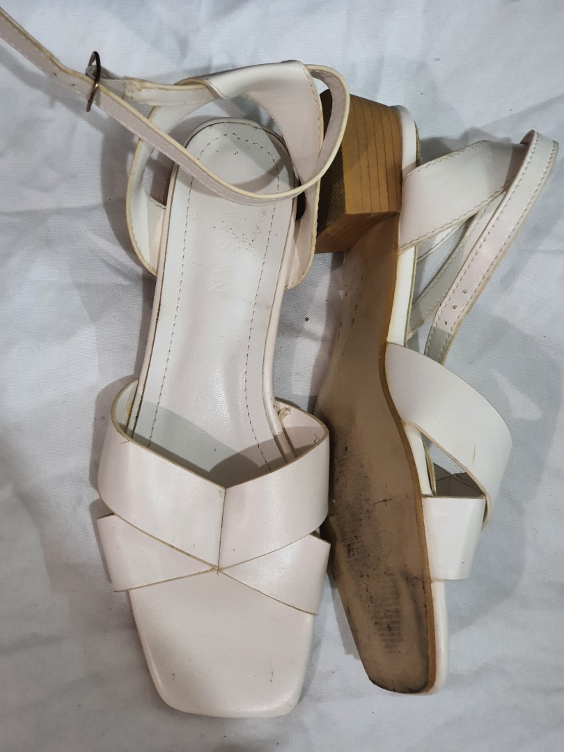 PARISIAN White Square Toe, Women's Fashion, Footwear, Sandals on Carousell