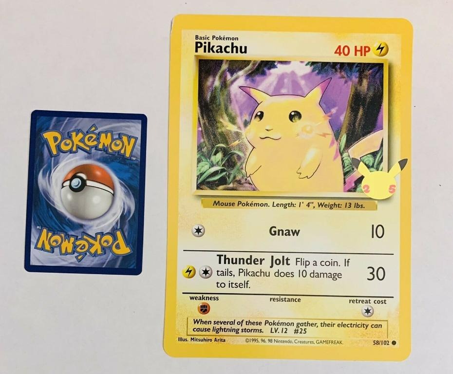 Pikachu (58/102) - Carta Gigante Pokemon / Oversize - Celebrações