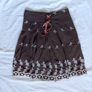 PRETTIEST BROWN MIDI SKIRT