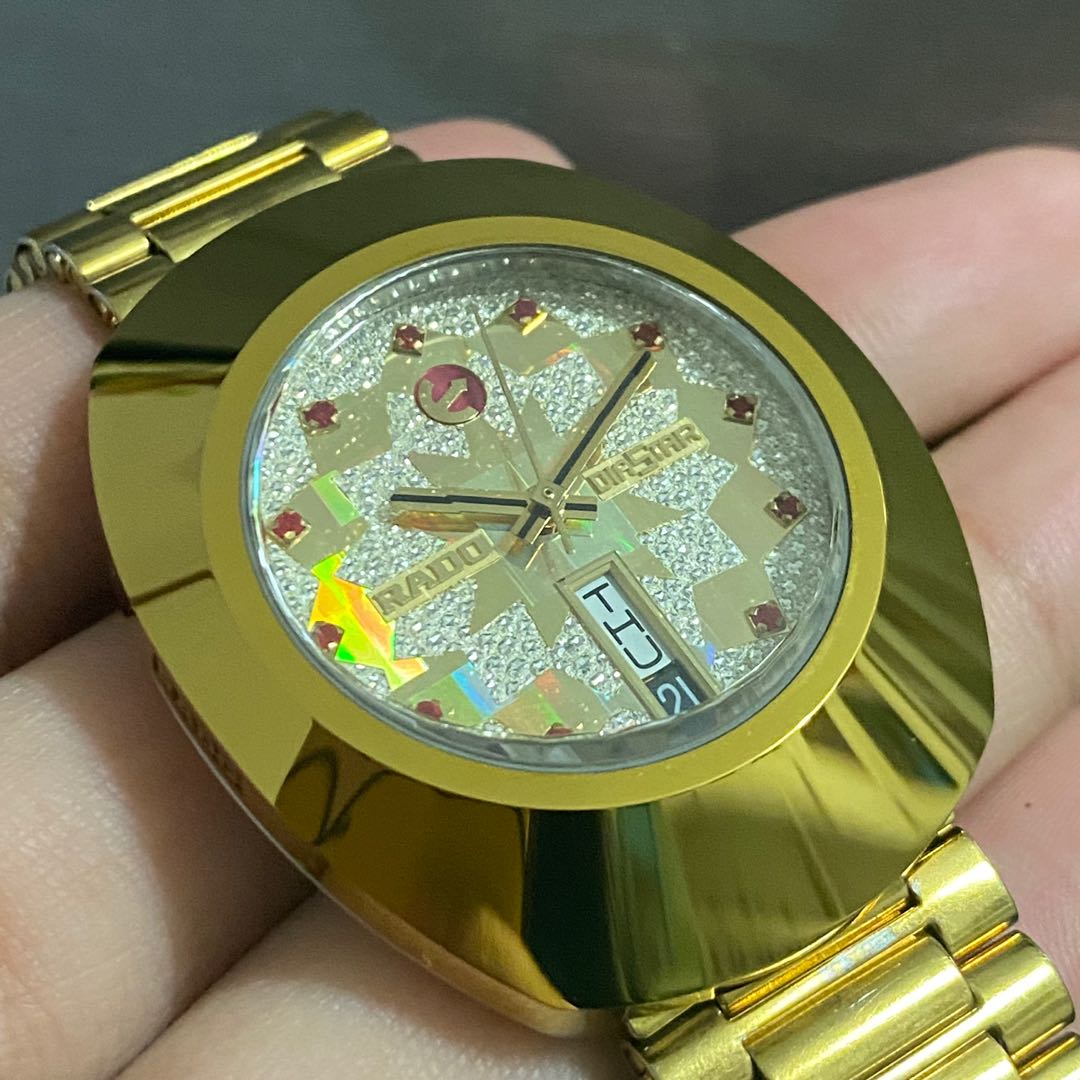 R12413073 shop
