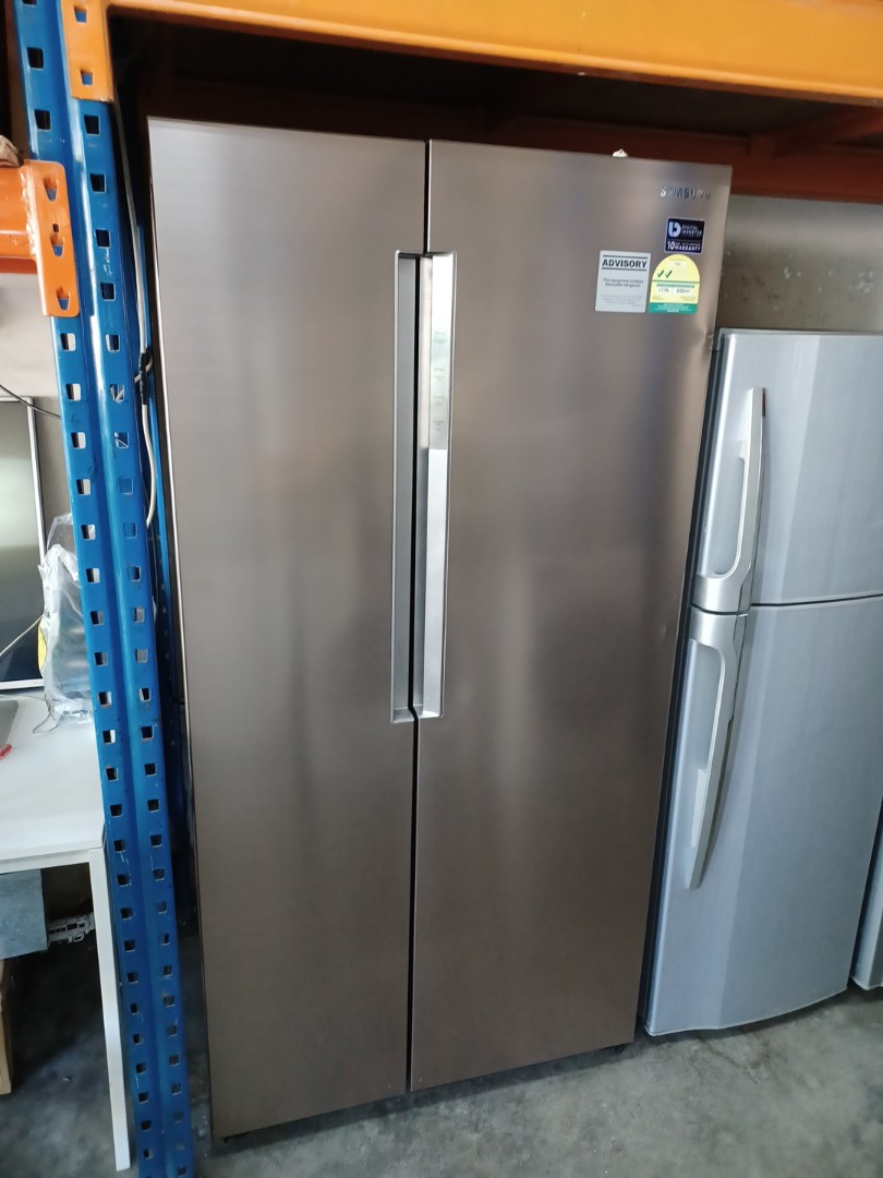Samsung side by side refrigerator fridge inverter 620L warranty 2months