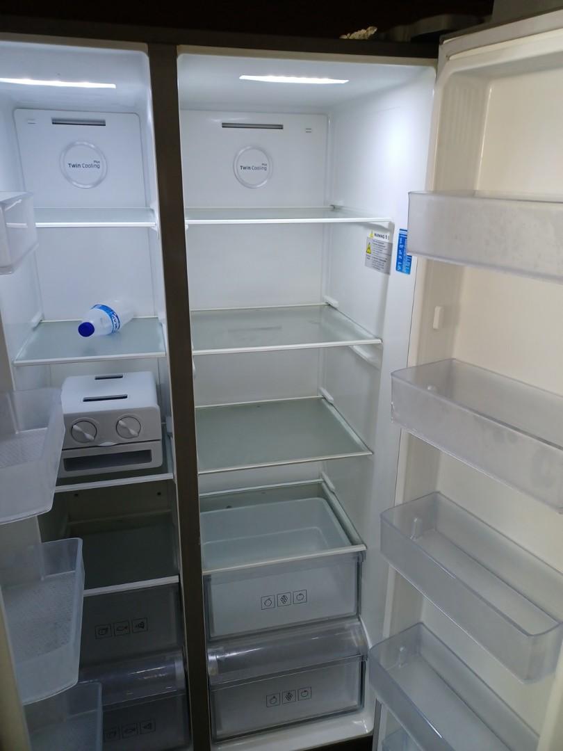 Samsung side by side refrigerator fridge inverter 620L warranty 2months