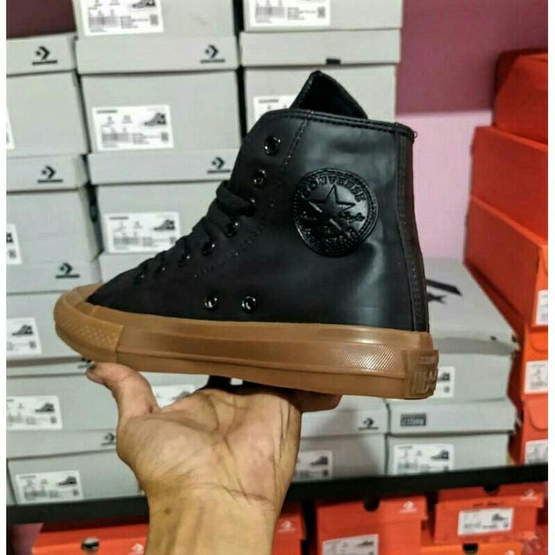 Sepatu Converse Black Gum Sintesis Fesyen Pria Sepatu Sneakers Di