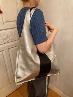 （分類：）位於 。 由 hk.thrifter 提交（商品編號 1122117619，圖片 1）。簡介： 。