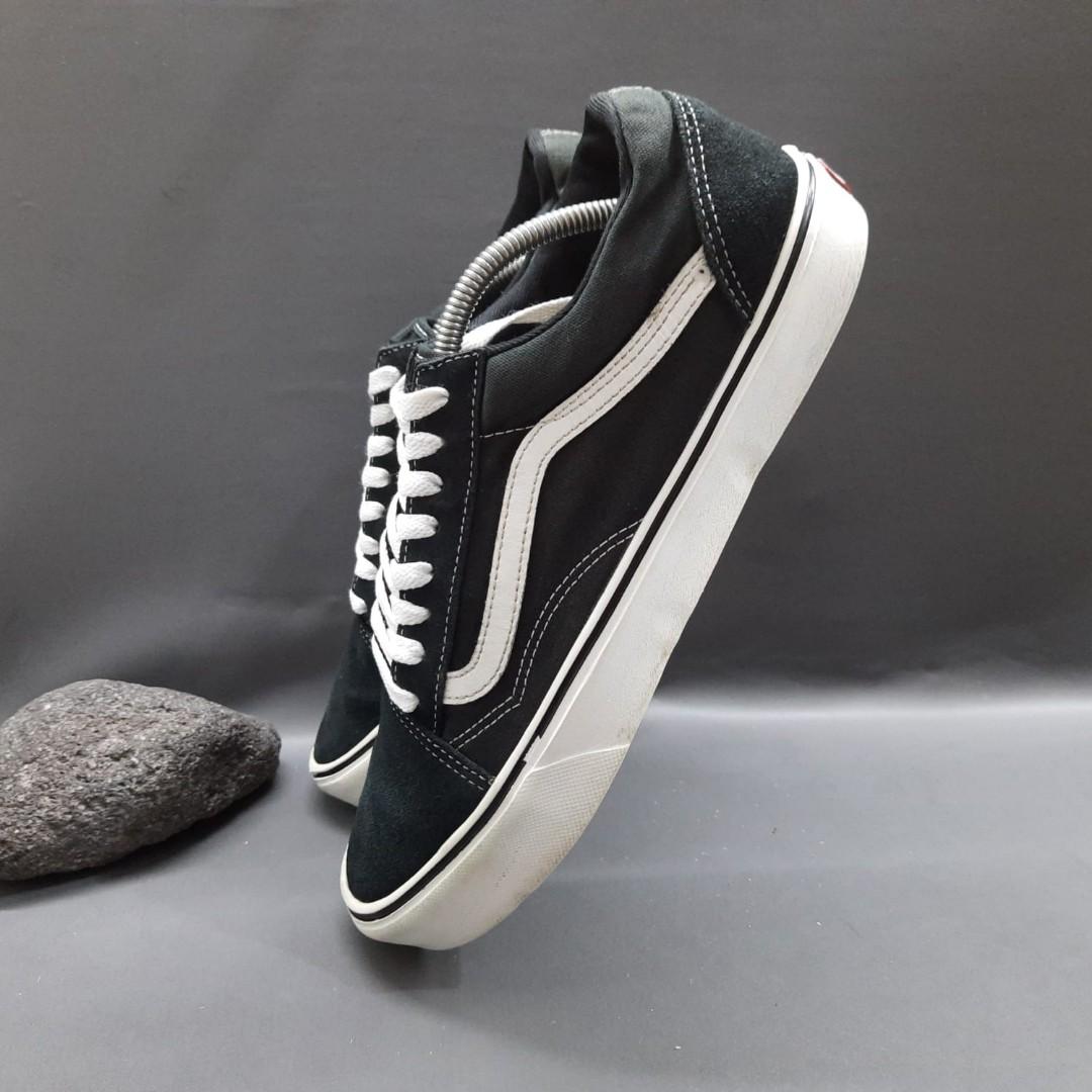 Sepatu Vans old skool Clasic core black 721494 size 44 5 Fesyen