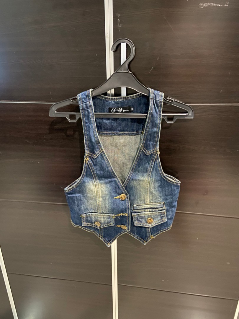 Vest outlet jeans wanita