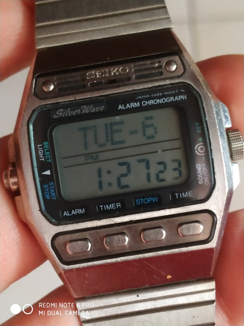 Seiko silver on sale wave digital
