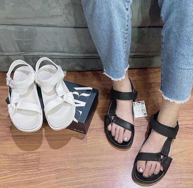 ZARA FLAT STRAPPY SANDALS NEW SALE 