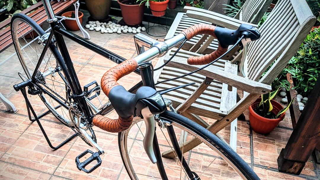 9 Speed OldSchool Steel Frame Road Bike, Sports Equipment, Bicycles