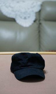 黑色短帽