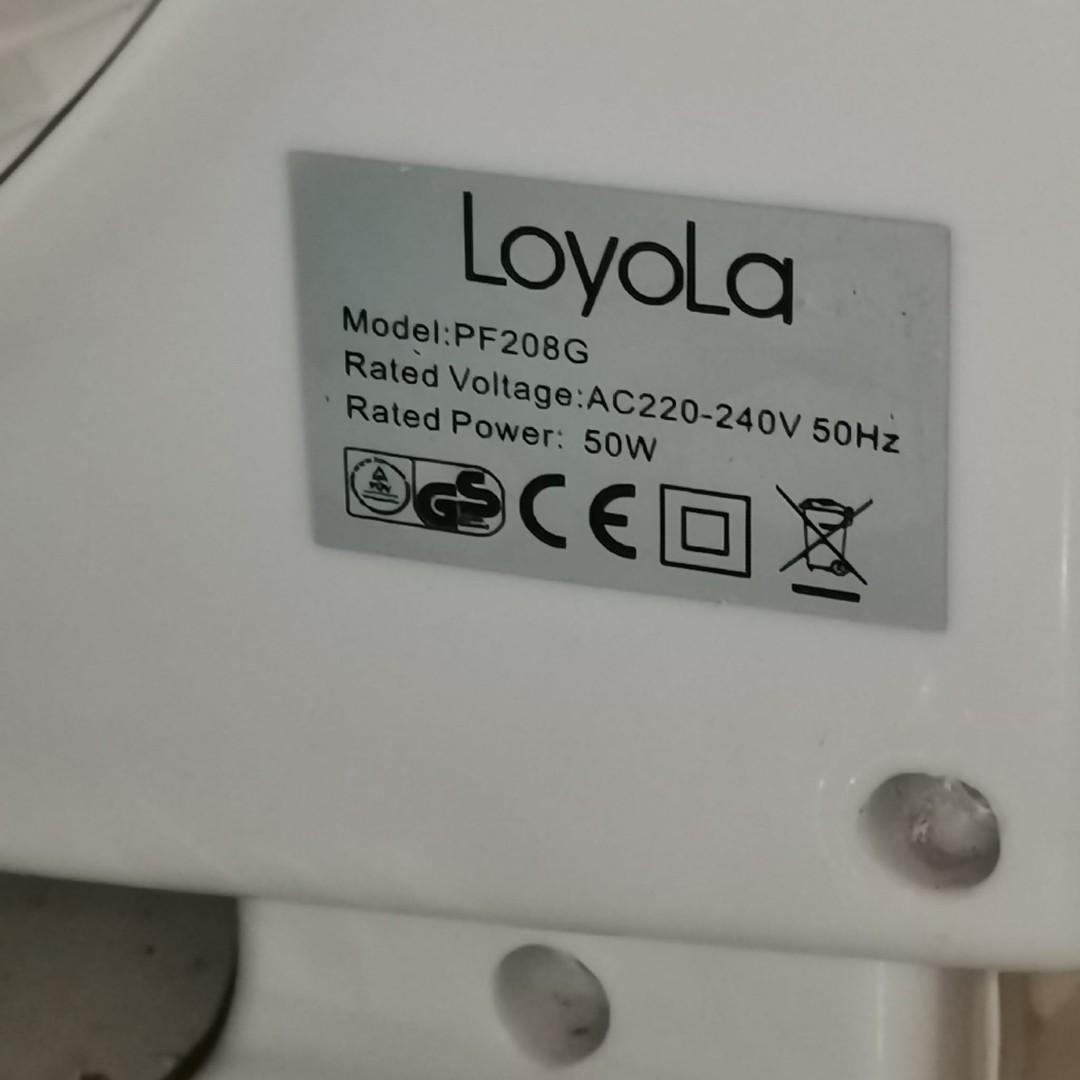 風扇 （分類：其他家庭電器）位於 Hong Kong。 由 goldendog.ea74cc 提交（商品編號 1122284839，圖片 3）。簡介： 電風扇，時間掣，乾淨冇塵，有原原裝盒。 全正常，保証風力強大。 可試用15天 - 只限粉嶺火車站或粉嶺華明邨巴士總站交收交收。可乘九巴在華明邨巴士總站下車，老人不董用手機，請至電67092242梁太洽。。