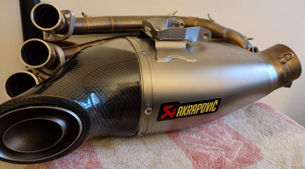 Akrapovic Exhaust Carbon Tip Honda CBR650R CB650R CBR650F 2019