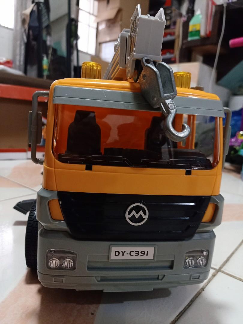 Big Anko Construction Truck, Hobbies & Toys, Toys & Games on Carousell