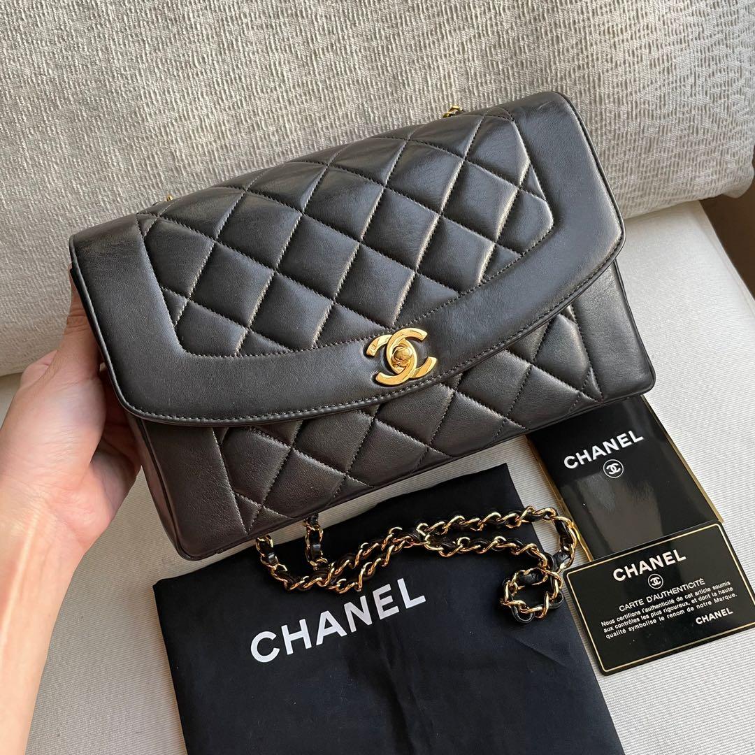 AUTHENTIC CHANEL Diana Medium 10 Flap Bag with BACK POCKET 24k Gold  Hardware ❤️