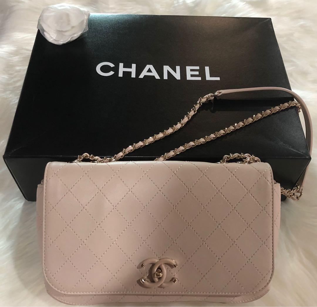 Chanel WOC 22p 2022, Women's Fashion, Bags & Wallets, Shoulder Bags on  Carousell