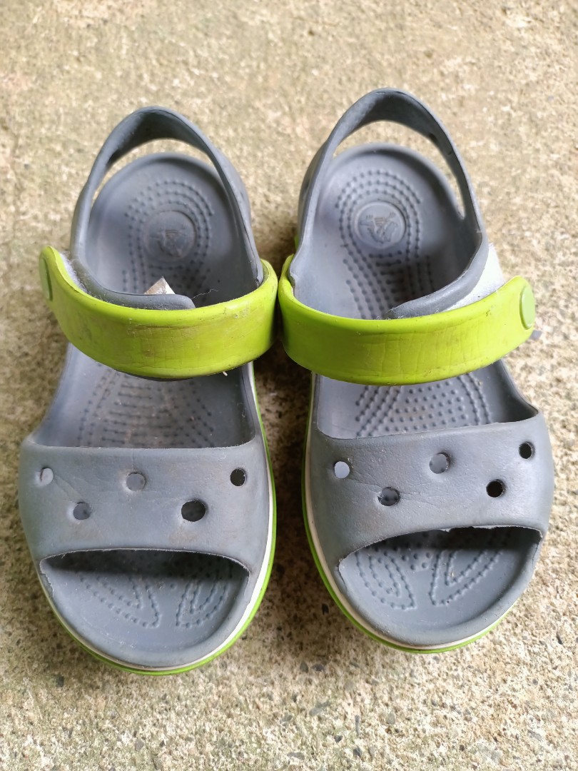 crocs c8 16cms, Babies & Kids, Babies & Kids Fashion on Carousell