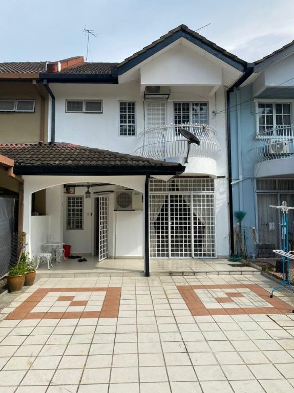 Double Storey Section 5 Wangsa Maju Property Rentals On Carousell