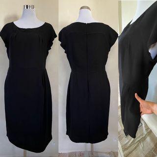 Elegant black dress