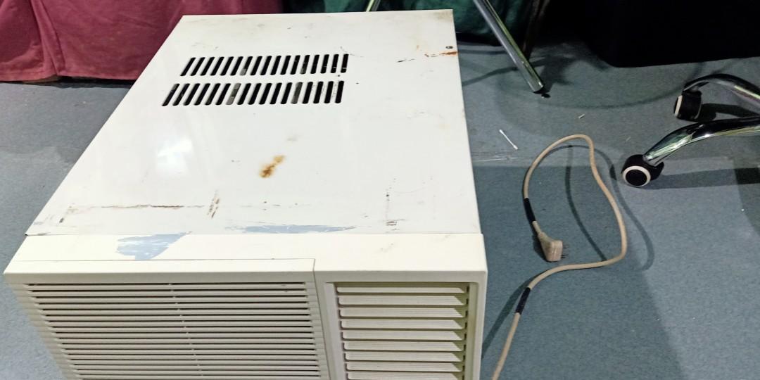 for sale (Category: Air Conditioning and Heating) located in Manila. Submitted by leonardoolave1981 (Listing ID 1122206605, Image 2). Description: 1Hp panasonic Rfs meron na po kaming inverter.