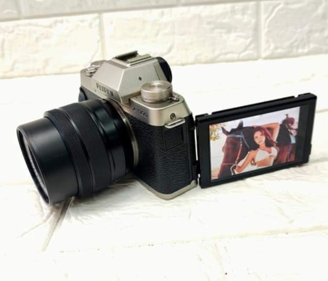 Fujifilm Xt100 4K HD Flipscreen Wifi Mirrorless, Photography, Cameras