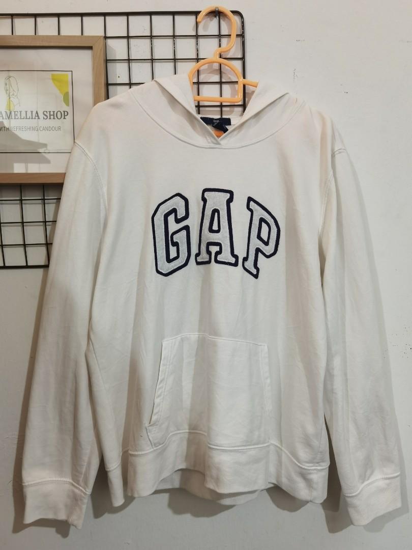 white gap jumper