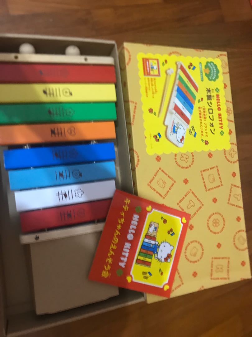 Hello kitty xylophone, Hobbies & Toys, Music & Media, Musical