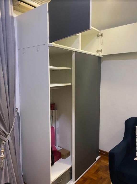 IKEA Platsa Sliding Door Shelf Cupboard Sliding Shelve As good as new Wardrobe