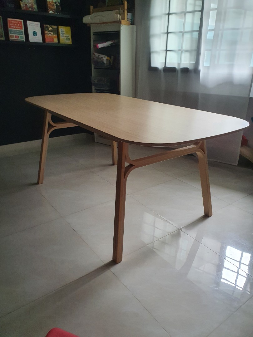 Voxlova outlet ikea table