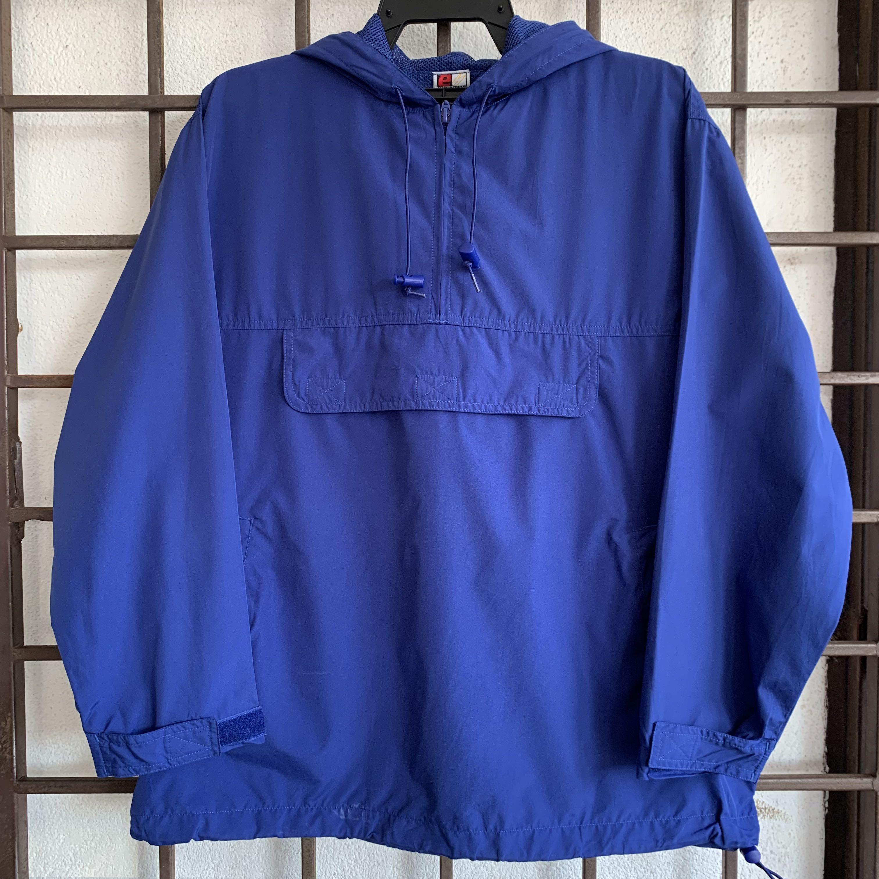 Windbreaker with discount front pouch