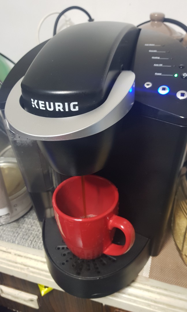 Keurig k classic coffee Maker, TV 