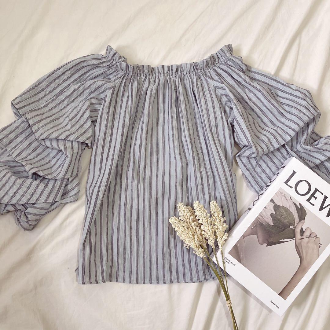 Korean Ruffled Offshie Blouse (Category: Blouses) located in Tiaong. Submitted by pixieapparelph (Listing ID 1122310800, Image 1). Description: .