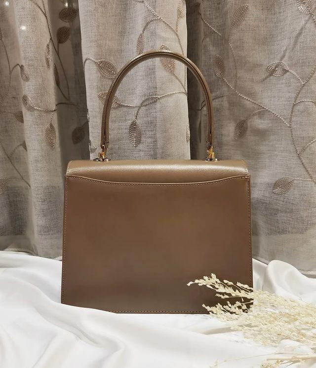 Elegance handbags best sale